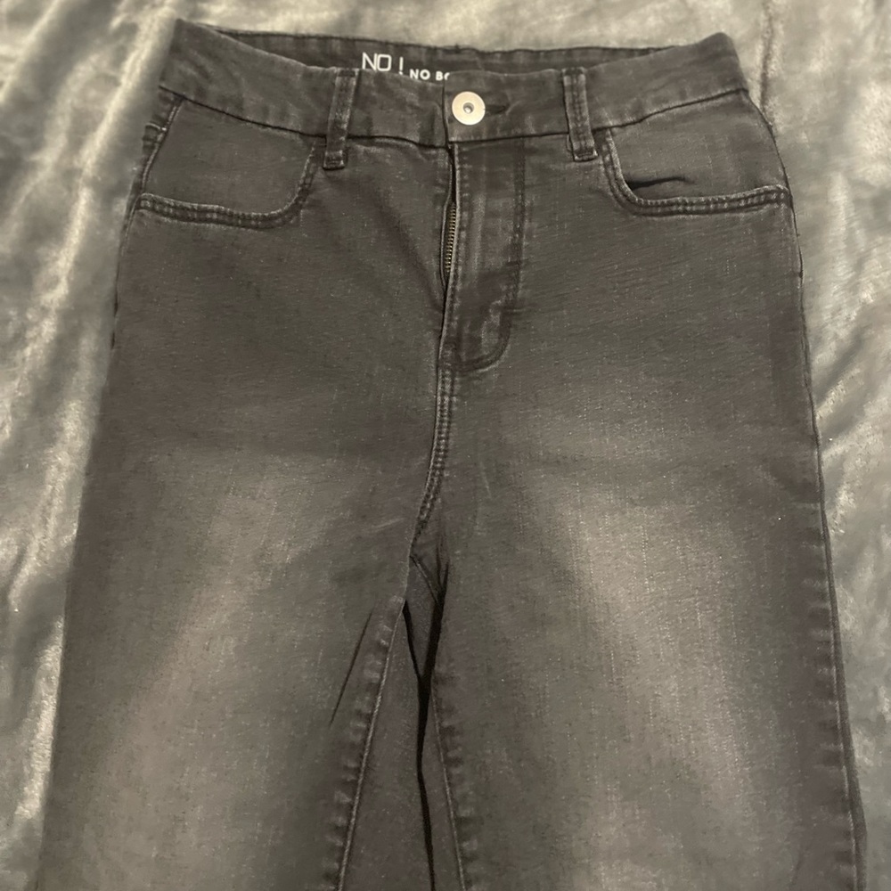 Worn a couple times. Good condition.